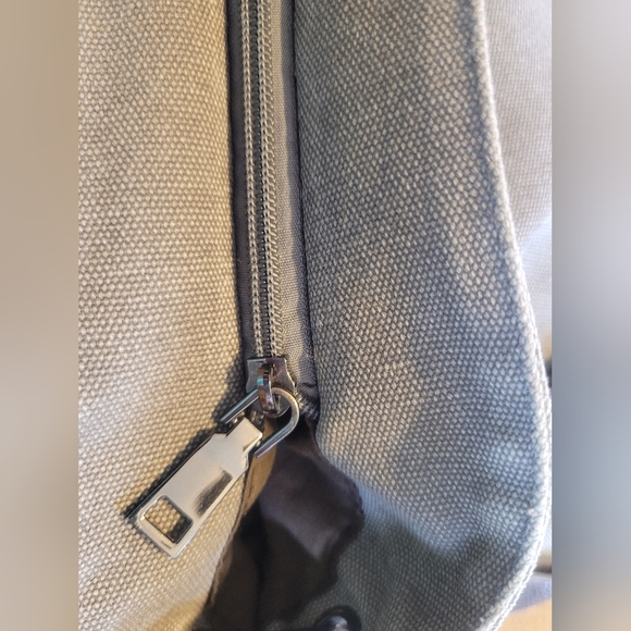 K 2 Shoulder Purse - Picture 3 of 9